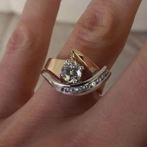Vintage Irregular Zirconia Ring