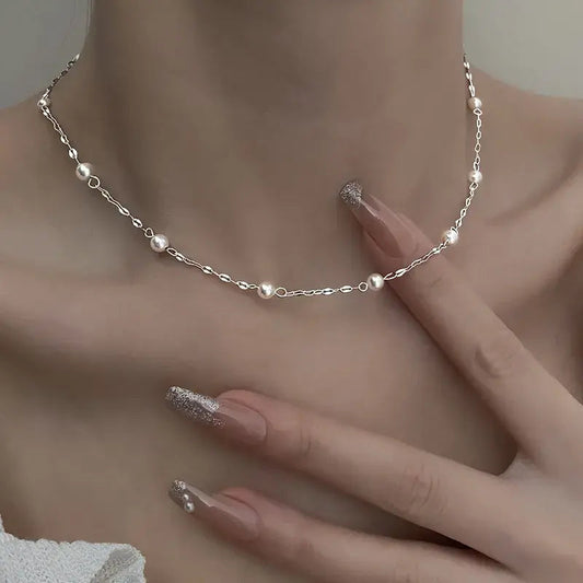 Elegant Necklace Made of Shiny Pearls