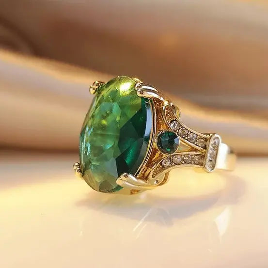Boho Green Golden Crystal Ring